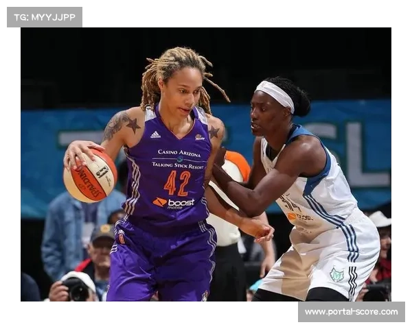 王牌与水星总决赛G4，托马斯肩部受伤痛苦倒地